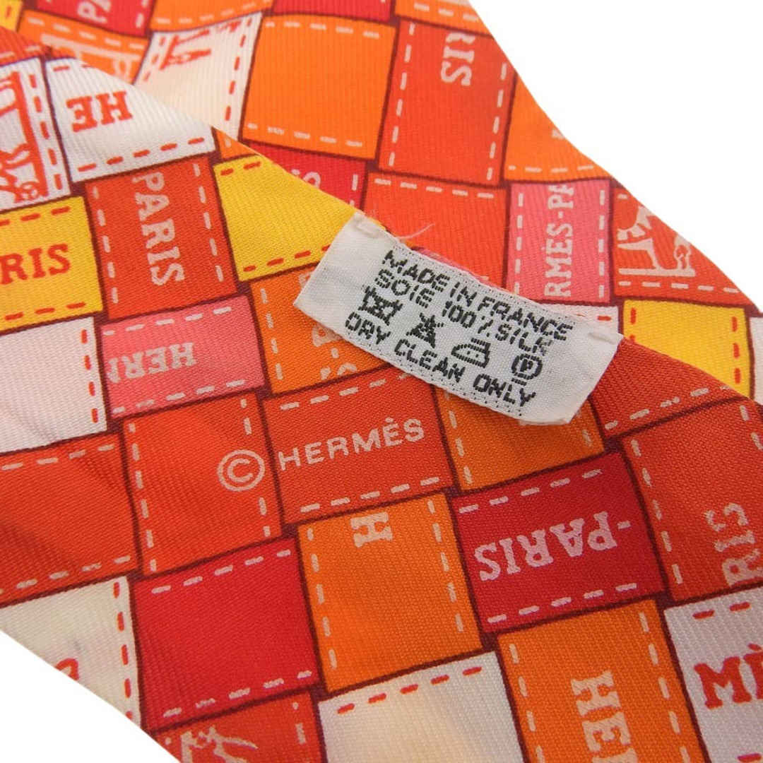 HERMES(エルメス)の【本物保証】 超美品 エルメス HERMES ツイリー ボルデュック柄 編み込み柄 スカーフ シルク レッド系 レディースのファッション小物(バンダナ/スカーフ)の商品写真