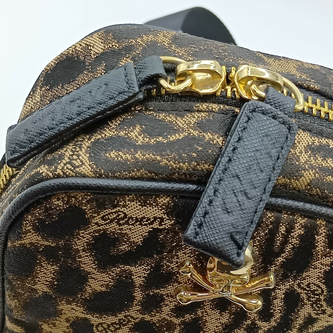 Roen(ロエン)の◎◎roen ロエン ボディーバッグ レオパード スカル メンズのバッグ(その他)の商品写真