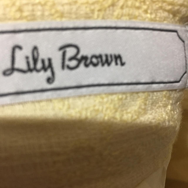 Lily Brown(リリーブラウン)の【一度着用】リリーブラウン イエローフラワー刺繍スカート レディースのスカート(ひざ丈スカート)の商品写真