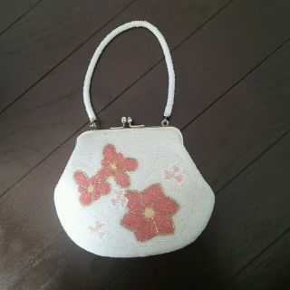 ティンクピンク(tinkpink)のビーズ バック 新品(クラッチバッグ)