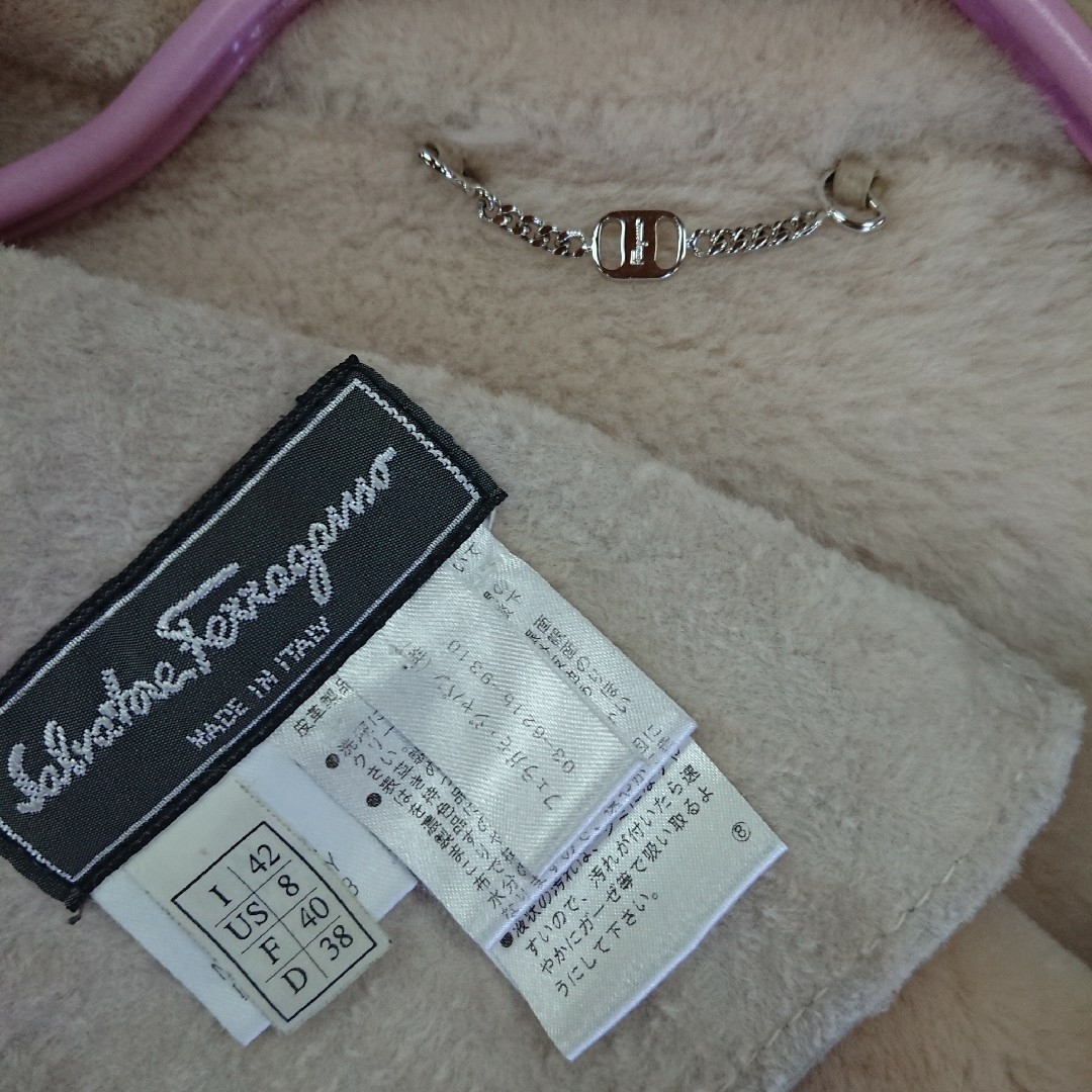 Salvatore Ferragamo(サルヴァトーレフェラガモ)の【Ferragamo】ボア ムートンコート M/L レディースのジャケット/アウター(ムートンコート)の商品写真