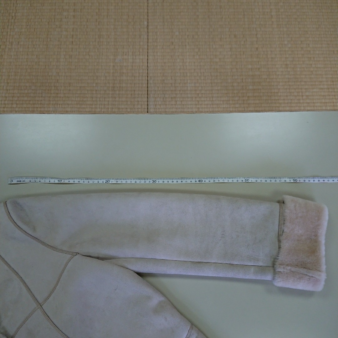 Salvatore Ferragamo(サルヴァトーレフェラガモ)の【Ferragamo】ボア ムートンコート M/L レディースのジャケット/アウター(ムートンコート)の商品写真