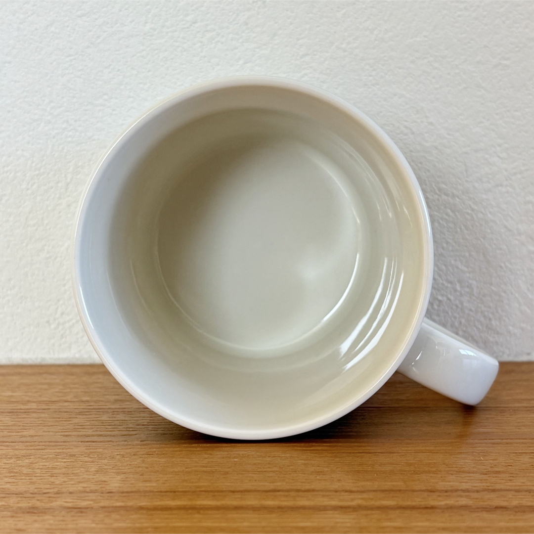 ARABIA(アラビア)の【廃盤】ARABIA ヘルヤ お花マグカップ "Aina kaunis" インテリア/住まい/日用品のキッチン/食器(食器)の商品写真