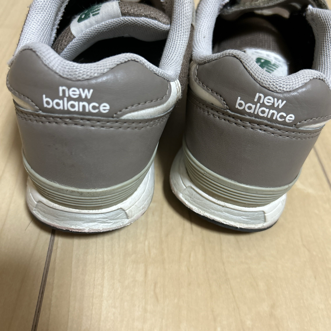New Balance(ニューバランス)のお値下げ中⚠️ニューバランス 靴 スニーカー 18.5cm 記名あり キッズ/ベビー/マタニティのキッズ靴/シューズ(15cm~)(スニーカー)の商品写真