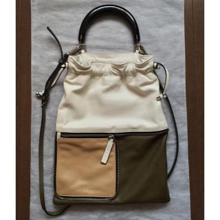 マルニ(Marni)のMARNI バッグ(ショルダーバッグ)