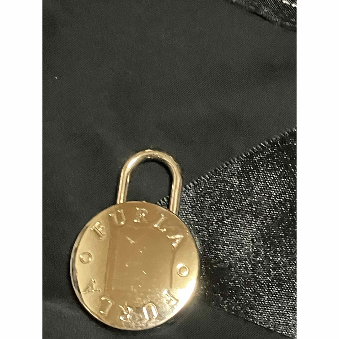 フルラ☆カデナ☆南京錠 レディースのアクセサリー(チャーム)の商品写真