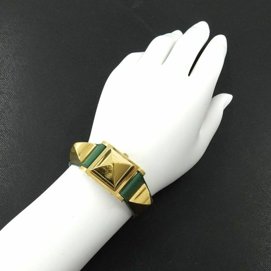 HERMES(エルメス)のエルメス メドール ヴィンテージ レディース 腕時計 ピラミッド ゴールド スタッズ ホワイト グリーン レザー クォーツ ウォッチ 90299885 レディースのファッション小物(腕時計)の商品写真