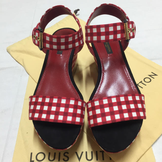 LOUIS VUITTON(ルイヴィトン)のルイヴィトン☆サンダル レディースの靴/シューズ(サンダル)の商品写真