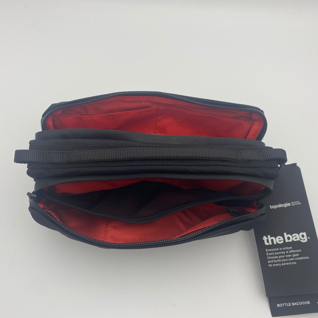 topologie トポロジー  ショルダーバッグ ボトルサコッシュ ブラック  メンズのバッグ(ショルダーバッグ)の商品写真