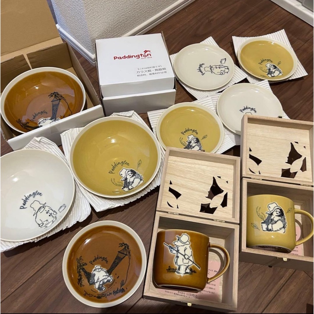 【新品】パディントン 食器セット インテリア/住まい/日用品のキッチン/食器(食器)の商品写真