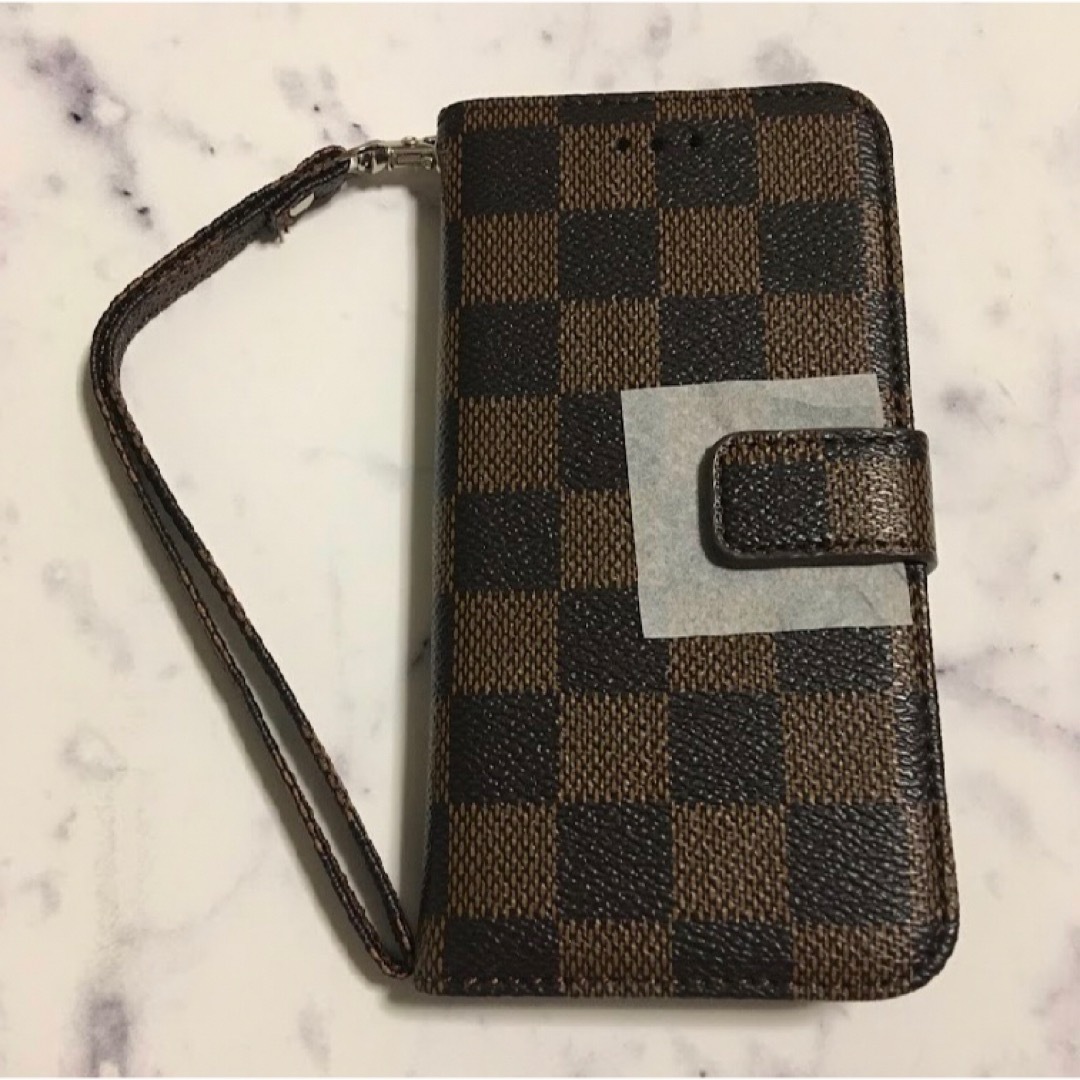 チェック柄 手帳型 iPhoneケース iPhone15Pro ブラウン スマホ/家電/カメラのスマホアクセサリー(iPhoneケース)の商品写真