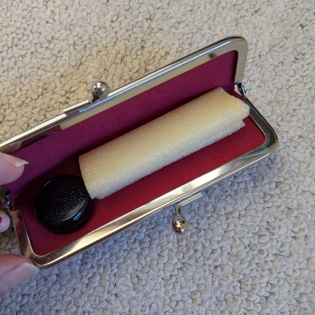 新品未使用品 花柄印鑑ケース インテリア/住まい/日用品の文房具(印鑑/スタンプ/朱肉)の商品写真