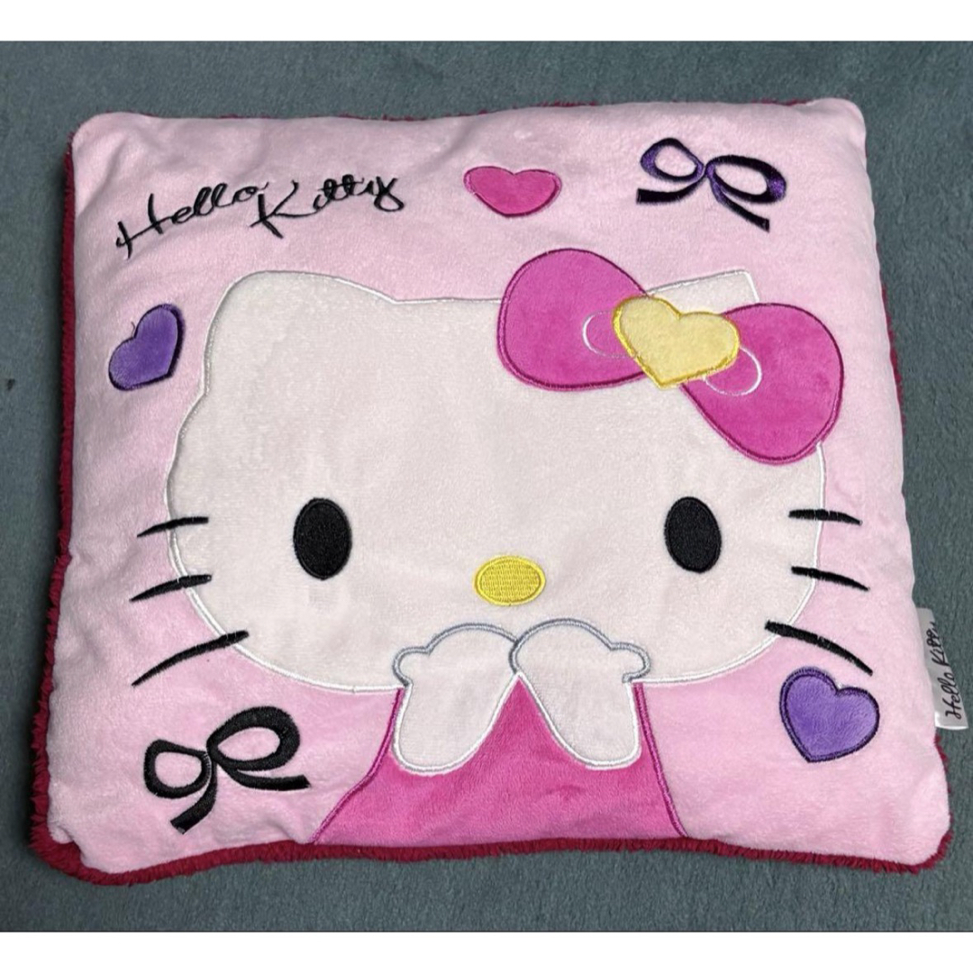サンリオ(サンリオ)のSanrioハローキティ ピンクハートリボン クッション 新品•未使用 インテリア/住まい/日用品のインテリア小物(クッション)の商品写真