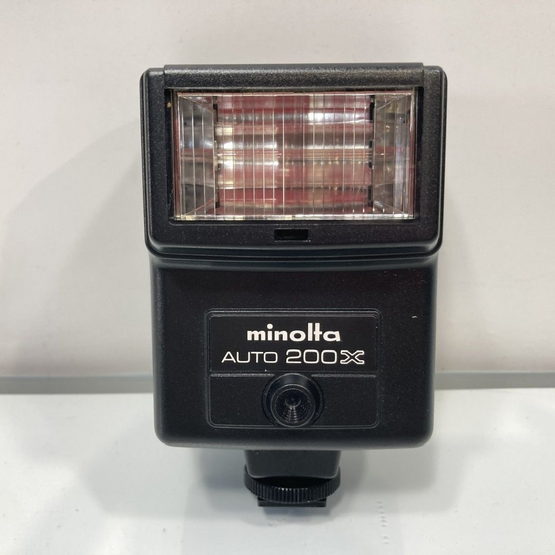 MINOLTA ミノルタ ストロボ AUTO200X 一眼レフ  ジャンク品 スマホ/家電/カメラのカメラ(ストロボ/照明)の商品写真