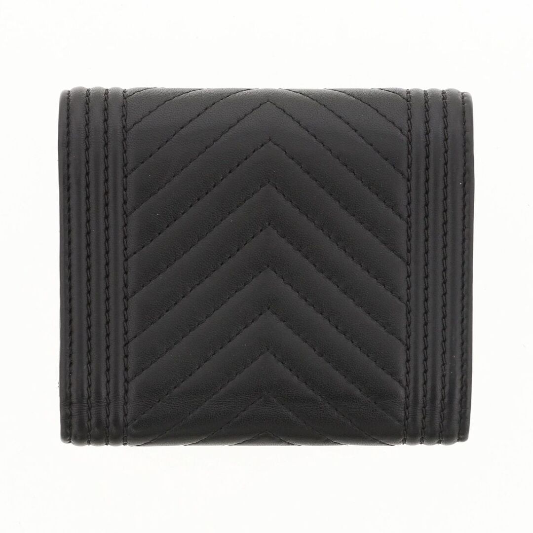 CHANEL(シャネル)のCHANEL シャネル ボーイシャネル スモールウォレット 三つ折り財布 A84068 レディース ラムスキン ブラック 【中古】 レディースのファッション小物(財布)の商品写真