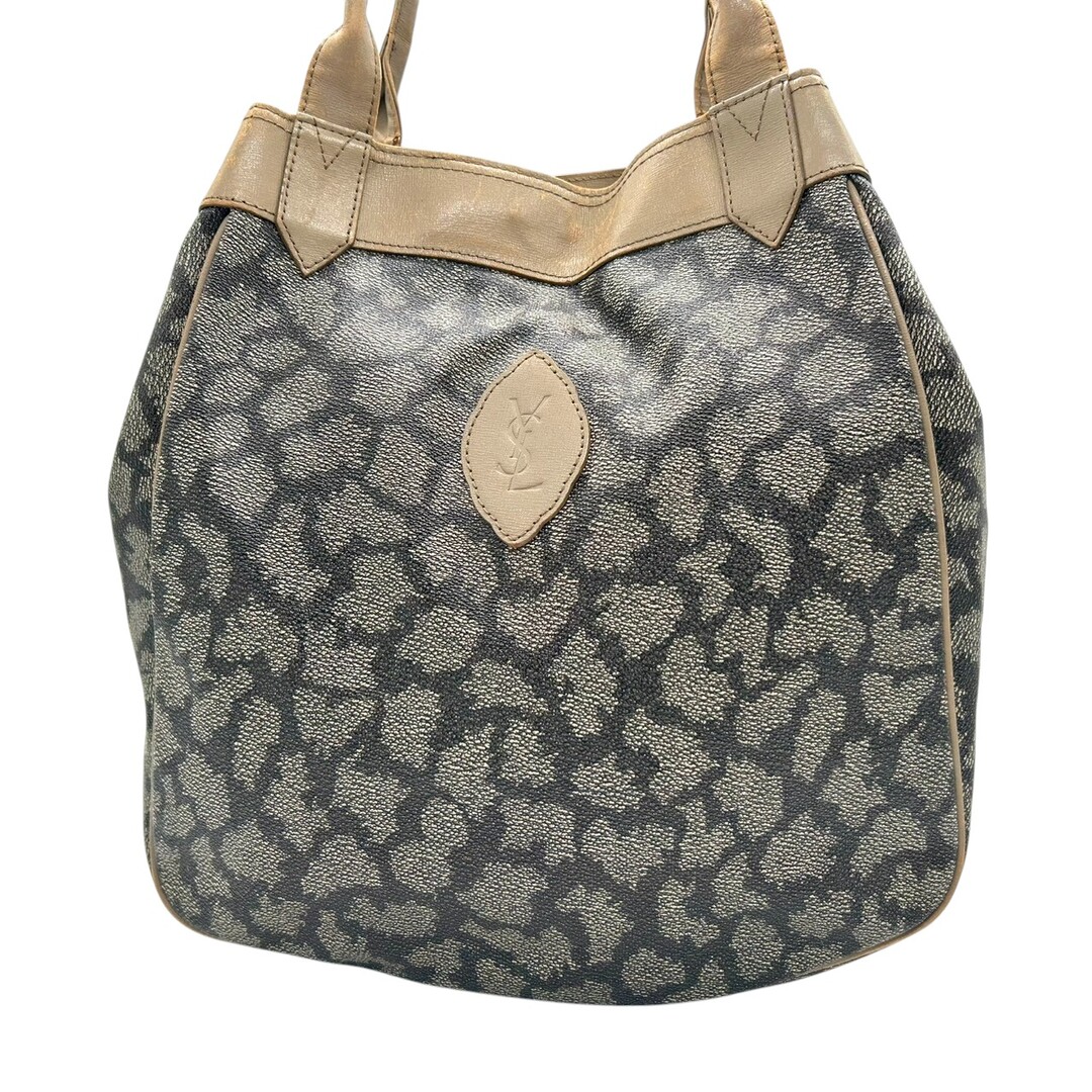 Yves Saint Laurent(イヴサンローラン)のイヴサンローラン トートバッグ ワンショルダー PVC レザー YSLロゴ ジラフ柄 アニマル柄 ブラウン ベージュ A4可 大容量 肩掛け ヴィンテージ レディース クラシック エレガント YVES SAINT LAURENT s83 レディースのバッグ(トートバッグ)の商品写真