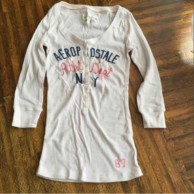 AEROPOSTALE(エアロポステール)のエアロポステール ７分丈 レディースのトップス(Tシャツ(長袖/七分))の商品写真