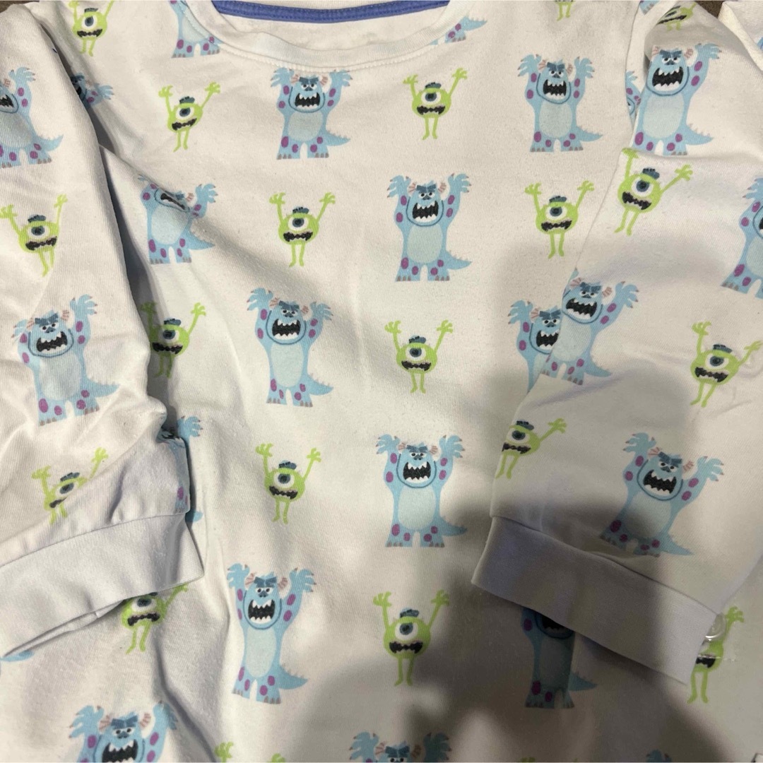 UNIQLO(ユニクロ)のユニクロ モンスターズインク パジャマ セット キッズ/ベビー/マタニティのキッズ服男の子用(90cm~)(パジャマ)の商品写真