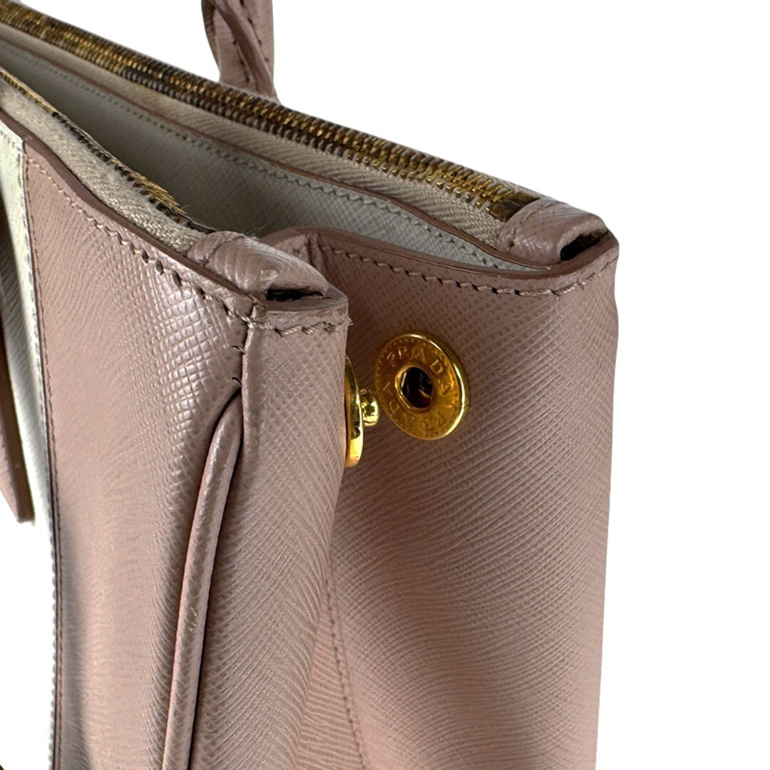 PRADA(プラダ)のプラダ PRADA ハンドバッグ ショルダーバッグ レザー ピンクベージュ×アイボリー レディース 送料無料【中古】 z7374 レディースのバッグ(ハンドバッグ)の商品写真
