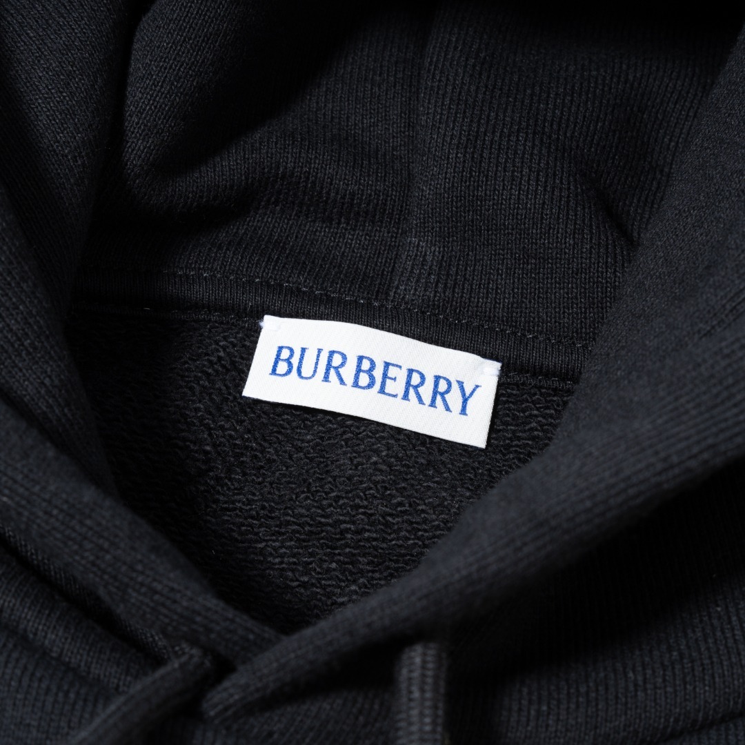 BURBERRY(バーバリー)の新品 BURBERRY ナイトスタンプ コットンフーディー メンズのトップス(パーカー)の商品写真