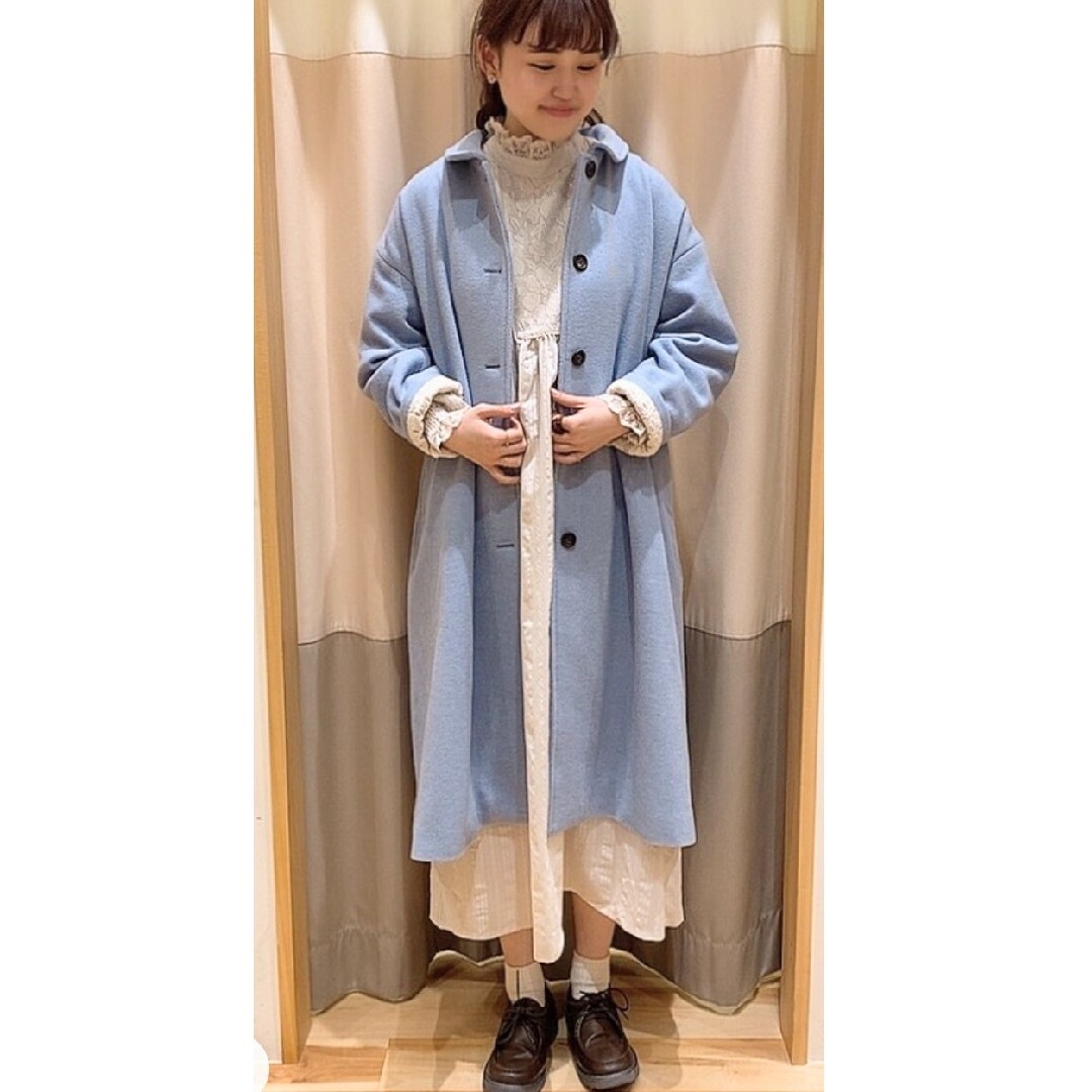 SM2(サマンサモスモス)のSM2サマンサモスモス レース背裏ウール混コート新品サックス 冬物完売 レディースのジャケット/アウター(ロングコート)の商品写真