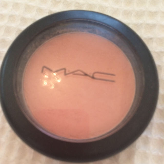 MAC(マック)のオレンジベージュ チーク コスメ/美容のベースメイク/化粧品(その他)の商品写真