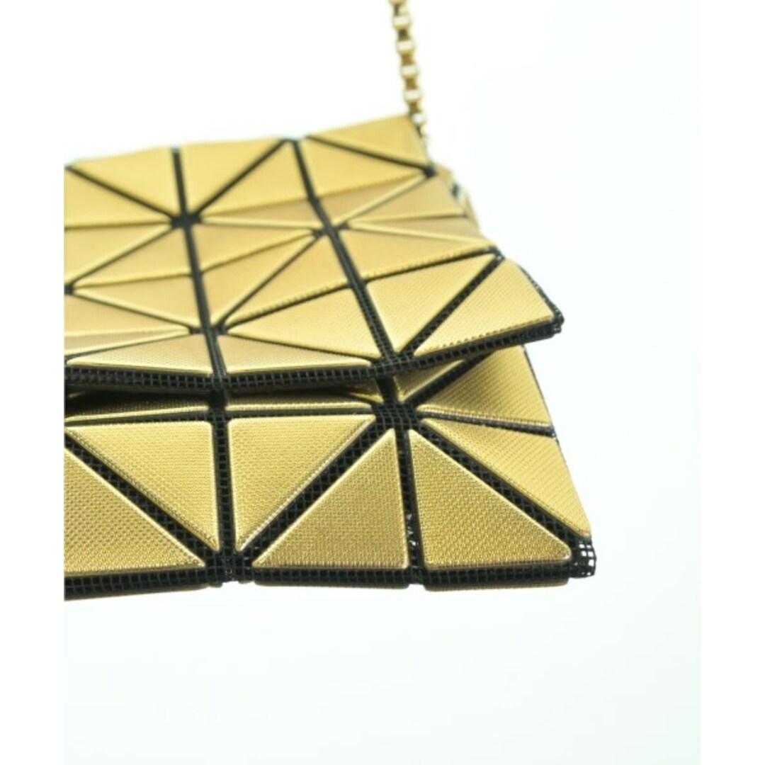 BaoBaoIsseyMiyake(バオバオイッセイミヤケ)のBAO BAO ISSEY MIYAKE ショルダーバッグ  ゴールド 【古着】【中古】【送料無料】 レディースのバッグ(ショルダーバッグ)の商品写真