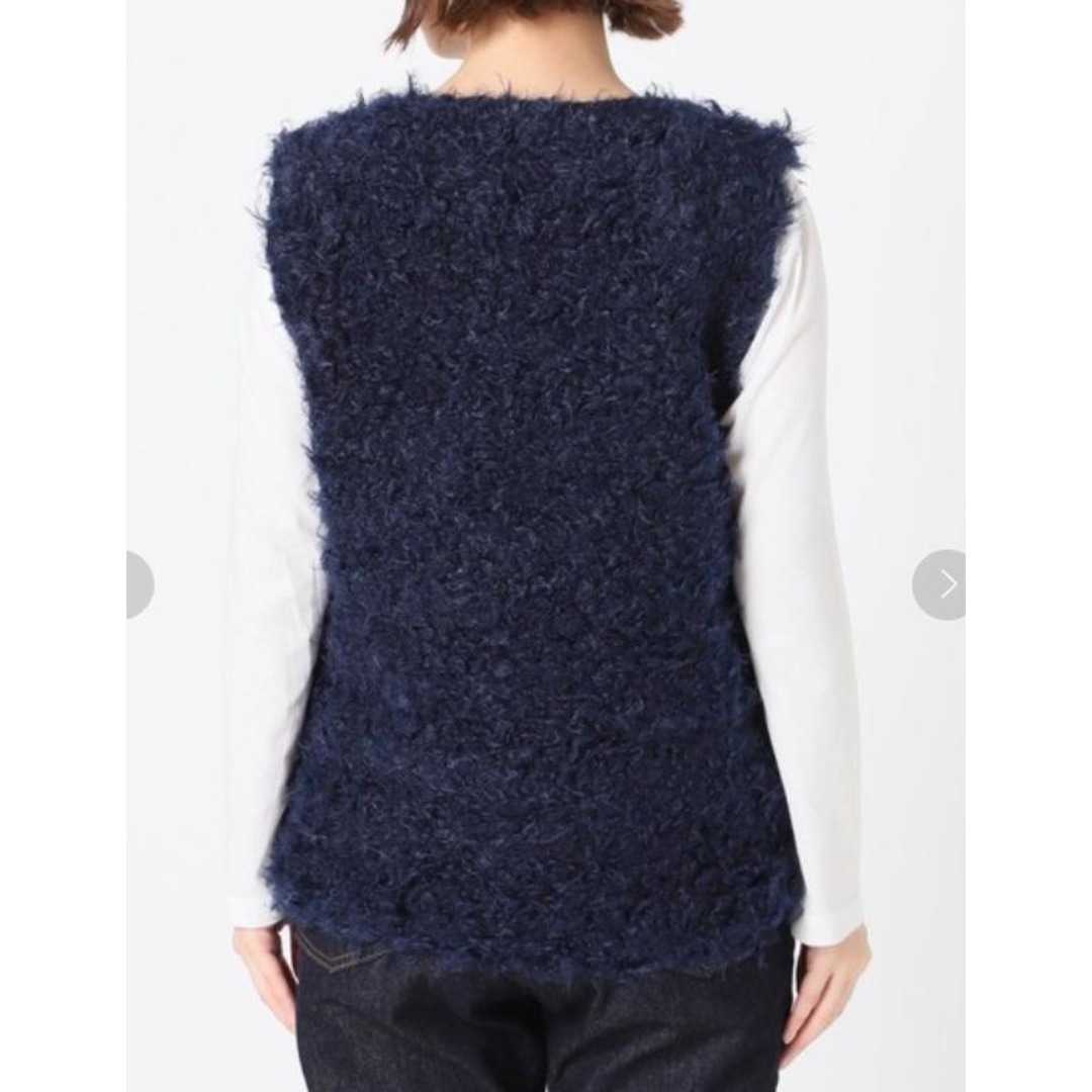 SLOBE IENA(スローブイエナ)のSETRE SLOBE IENA セレクト ファー Vネック ベスト ネイビー レディースのトップス(ベスト/ジレ)の商品写真