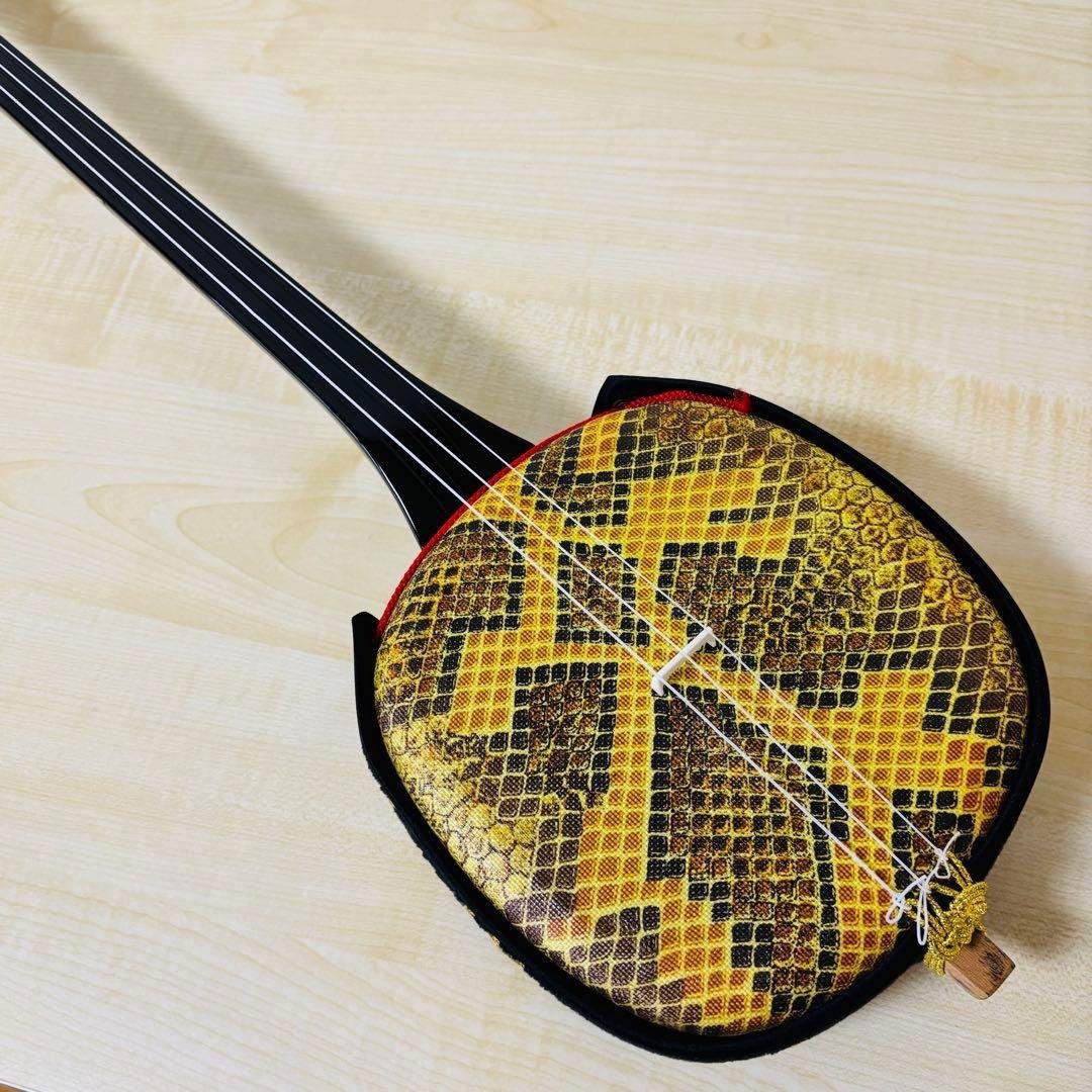 沖縄三線 人工蛇皮 沖縄 民謡 和楽器 三線 送料込み 楽器の弦楽器(その他)の商品写真