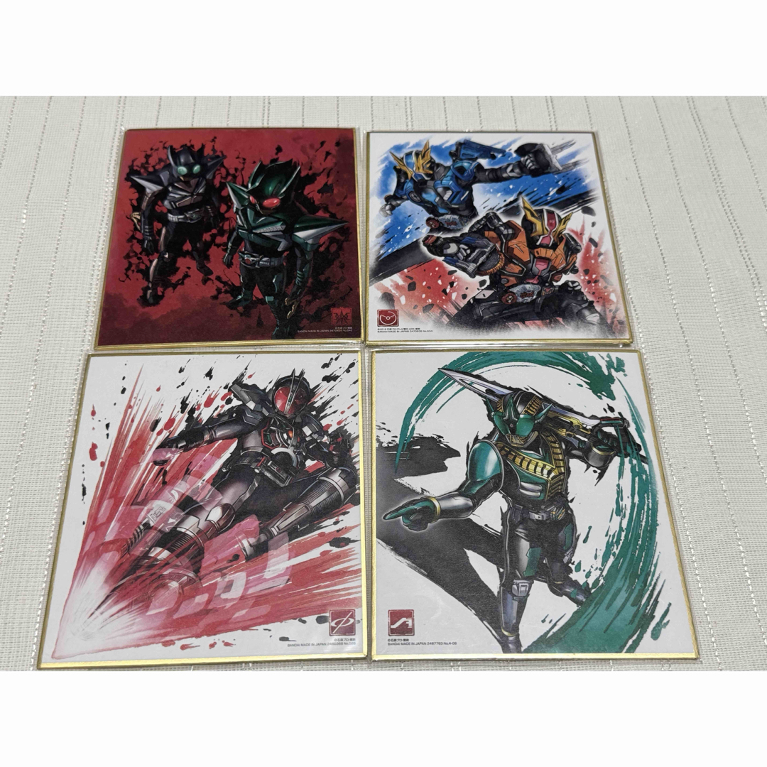仮面ライダー 色紙 4点セット エンタメ/ホビーのおもちゃ/ぬいぐるみ(キャラクターグッズ)の商品写真