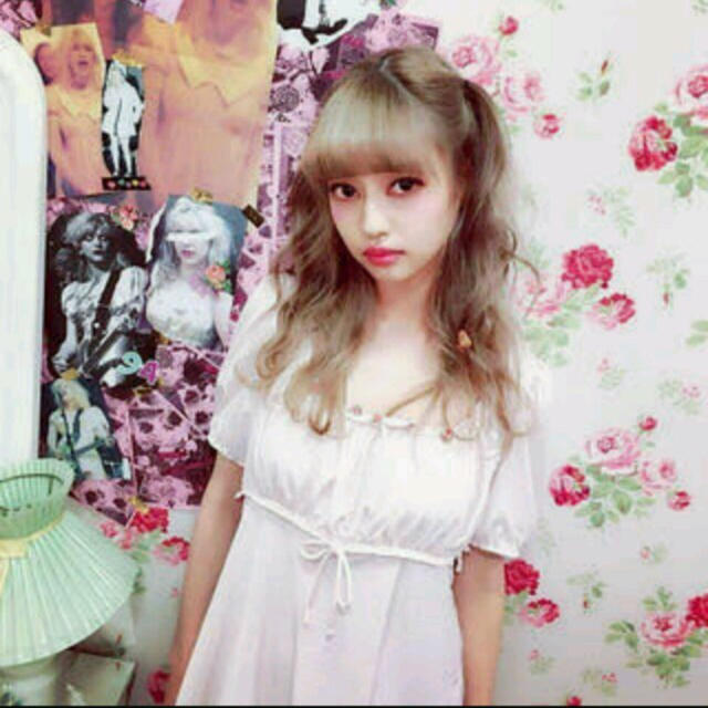 Katie miss worldキャミ | myglobaltax.com