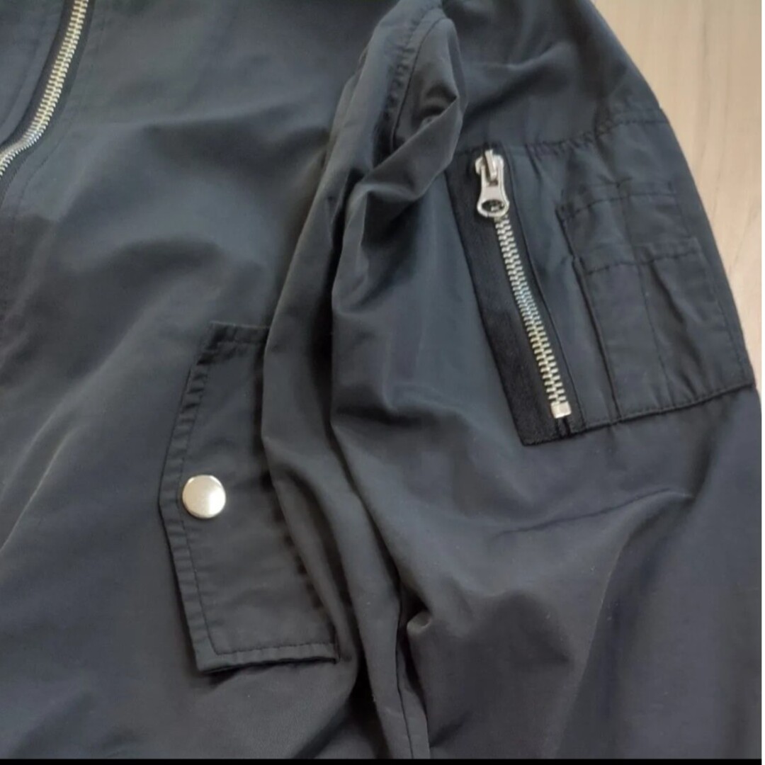 MA-1 ジャケット ブルゾン 150 黒 上着 キッズ/ベビー/マタニティのキッズ服男の子用(90cm~)(ジャケット/上着)の商品写真