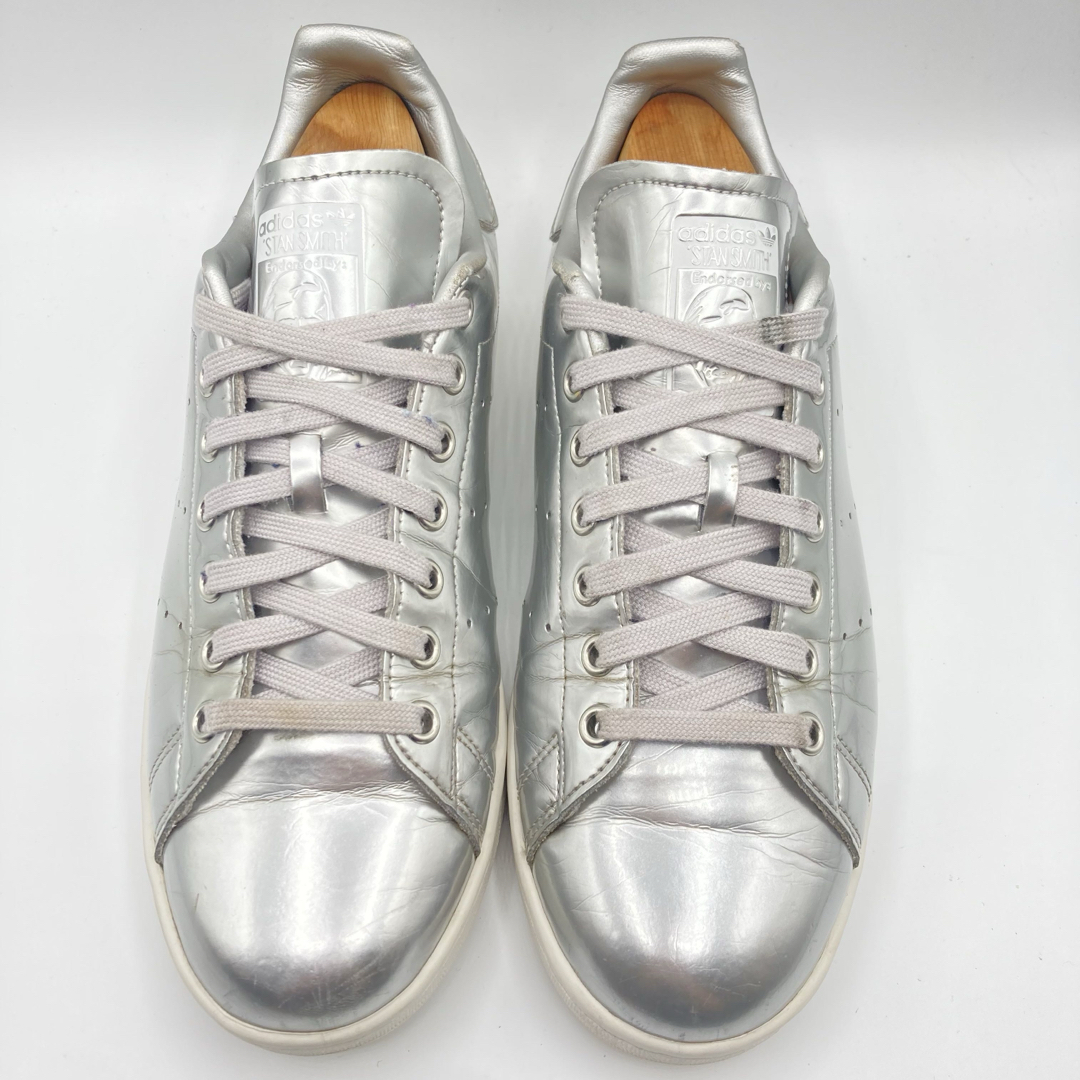 adidas Originals(アディダスオリジナルス)のadidas アディダス スタンスミス シルバー FV4300 26.5cm メンズの靴/シューズ(スニーカー)の商品写真
