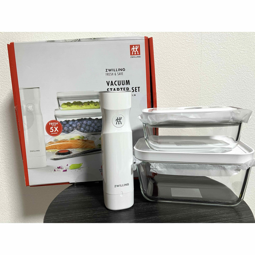 Zwilling J.A. Henckels(ツヴィリングジェイエーヘンケルス)のツヴィリング 真空保存スターターセット ガラスコンテナ S/M 7点セット インテリア/住まい/日用品のキッチン/食器(容器)の商品写真