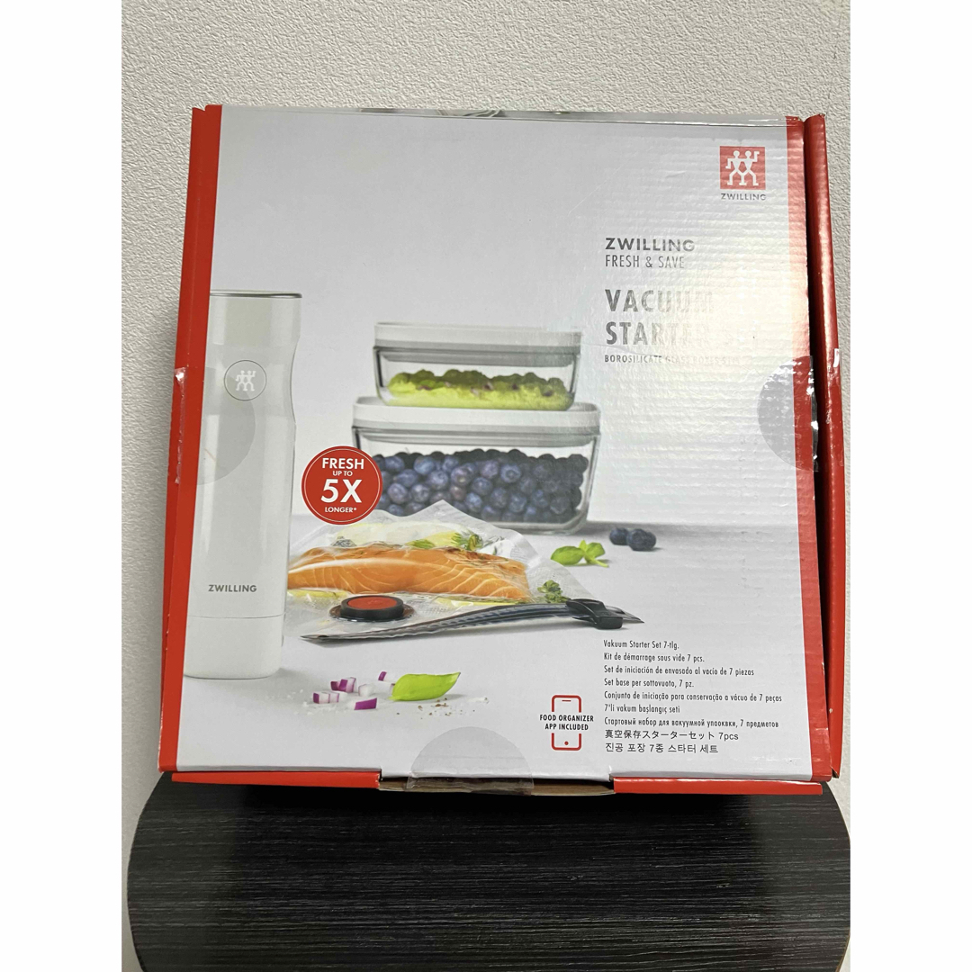 Zwilling J.A. Henckels(ツヴィリングジェイエーヘンケルス)のツヴィリング 真空保存スターターセット ガラスコンテナ S/M 7点セット インテリア/住まい/日用品のキッチン/食器(容器)の商品写真