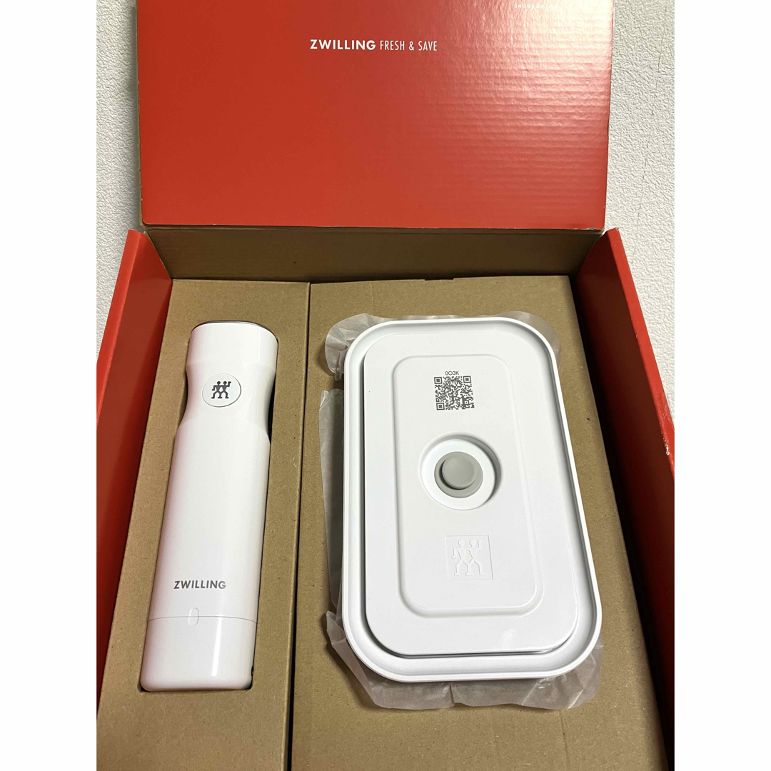 Zwilling J.A. Henckels(ツヴィリングジェイエーヘンケルス)のツヴィリング 真空保存スターターセット ガラスコンテナ S/M 7点セット インテリア/住まい/日用品のキッチン/食器(容器)の商品写真