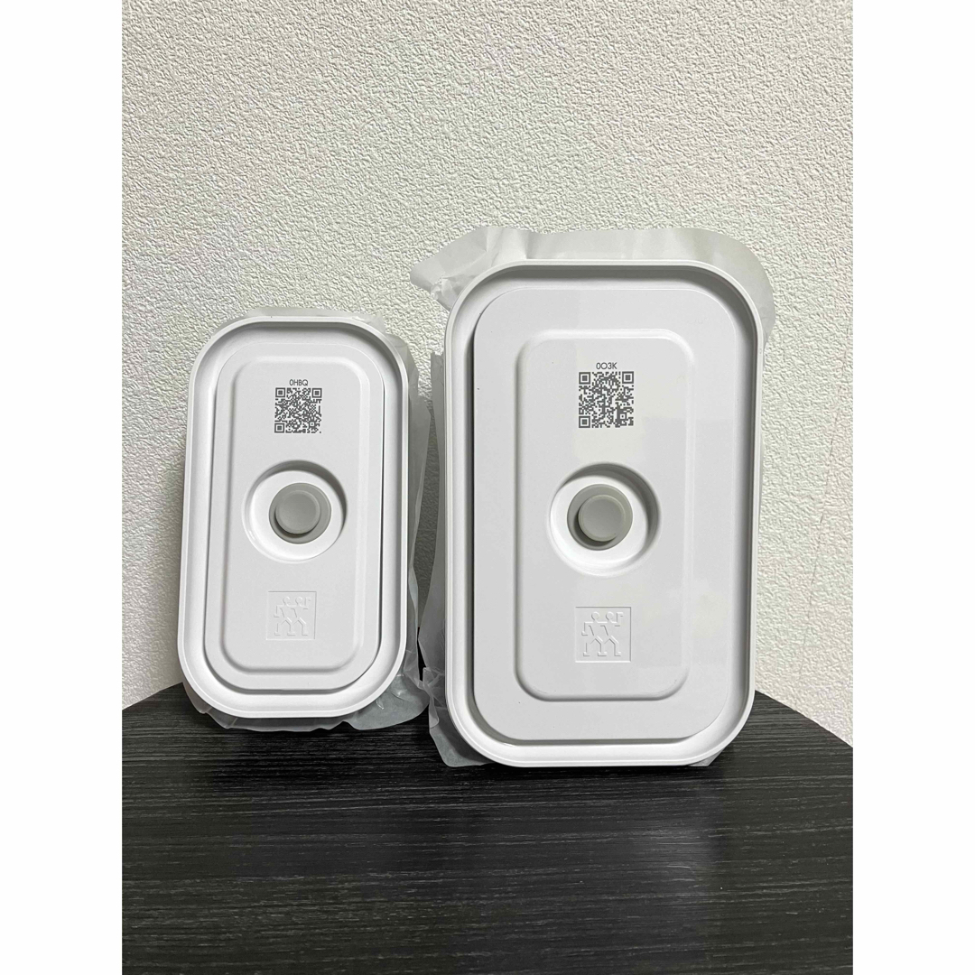 Zwilling J.A. Henckels(ツヴィリングジェイエーヘンケルス)のツヴィリング 真空保存スターターセット ガラスコンテナ S/M 7点セット インテリア/住まい/日用品のキッチン/食器(容器)の商品写真