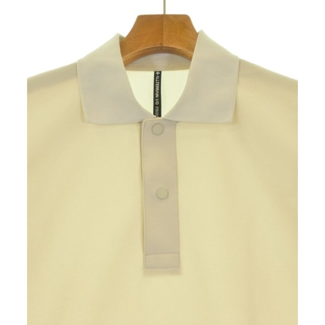 DESCENTE(デサント)のDESCENTE デサント ポロシャツ S ベージュ 【古着】【中古】【送料無料】 メンズのトップス(ポロシャツ)の商品写真