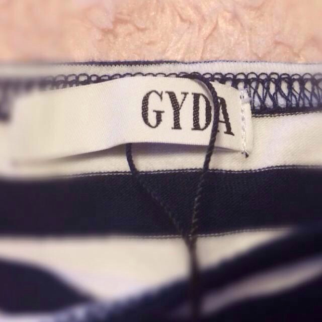 GYDA(ジェイダ)のGYDA 新品 人気商品 レディースのトップス(カットソー(長袖/七分))の商品写真