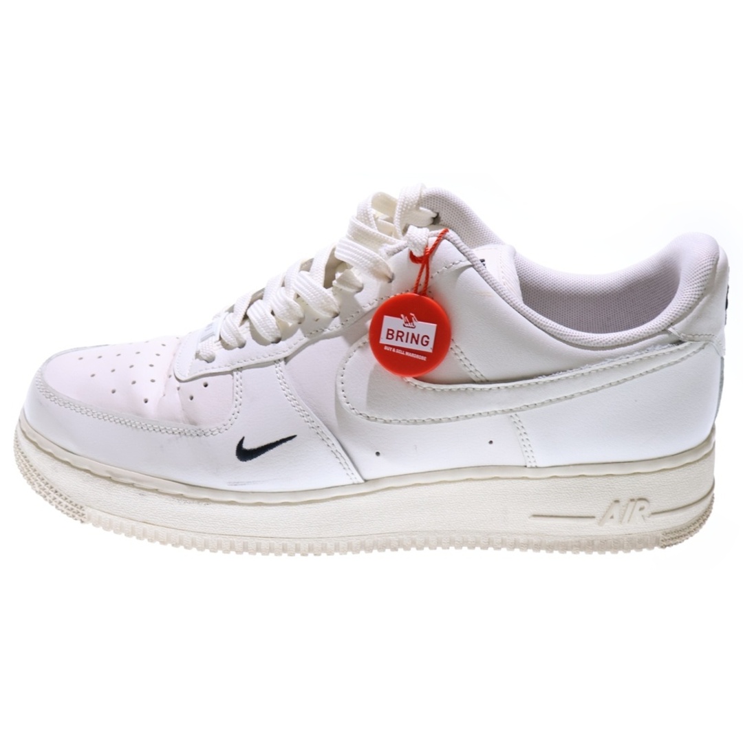 NIKE(ナイキ)のNIKE ナイキ WMNS AIR FORCE 1 '07 ESS SAIL HF1058-133 エアフォース1 07 エッセンシャル セイル ローカットスニーカー US10.5/27.5cm ホワイト レディース レディースの靴/シューズ(スニーカー)の商品写真