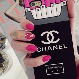 Chanel タバコ風 Iphone ケース 新品 Iphone6sの通販 ラクマ