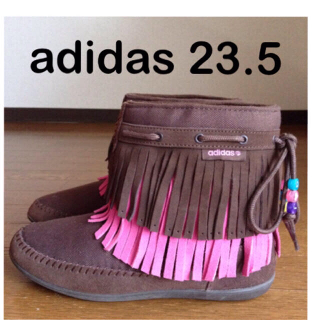 adidas(アディダス)のadidas 23.5 まり吉様専用 レディースの靴/シューズ(ブーツ)の商品写真