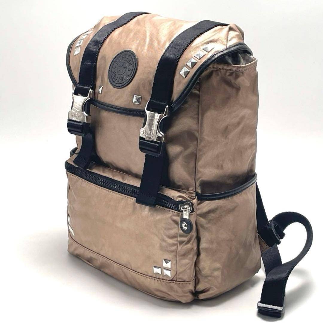 kipling(キプリング)のKIPLING キプリング リュック バックパック ゴールド スタッズ 軽量 レディースのバッグ(ショルダーバッグ)の商品写真