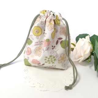 《マチ付き》大きな花の巾着ポーチ・ナチュラルグリーン　＃n1438