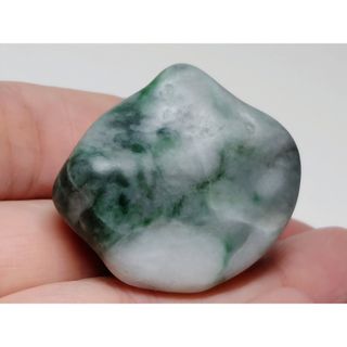 糸魚川194 翡翠 42g ヒスイ 原石 鑑賞石 自然石 誕生石 鉱物 鉱石(その他)