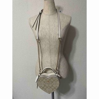 COACH ハート型ショルダーバッグ