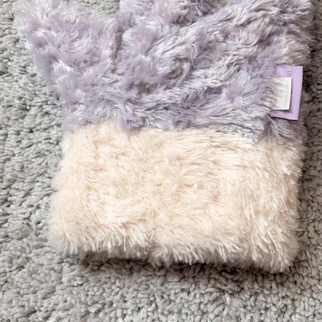 Disney(ディズニー)のディズニーシー ダッフィーアンドフレンズ ステラルー ミトン 手袋  パープル レディースのファッション小物(手袋)の商品写真