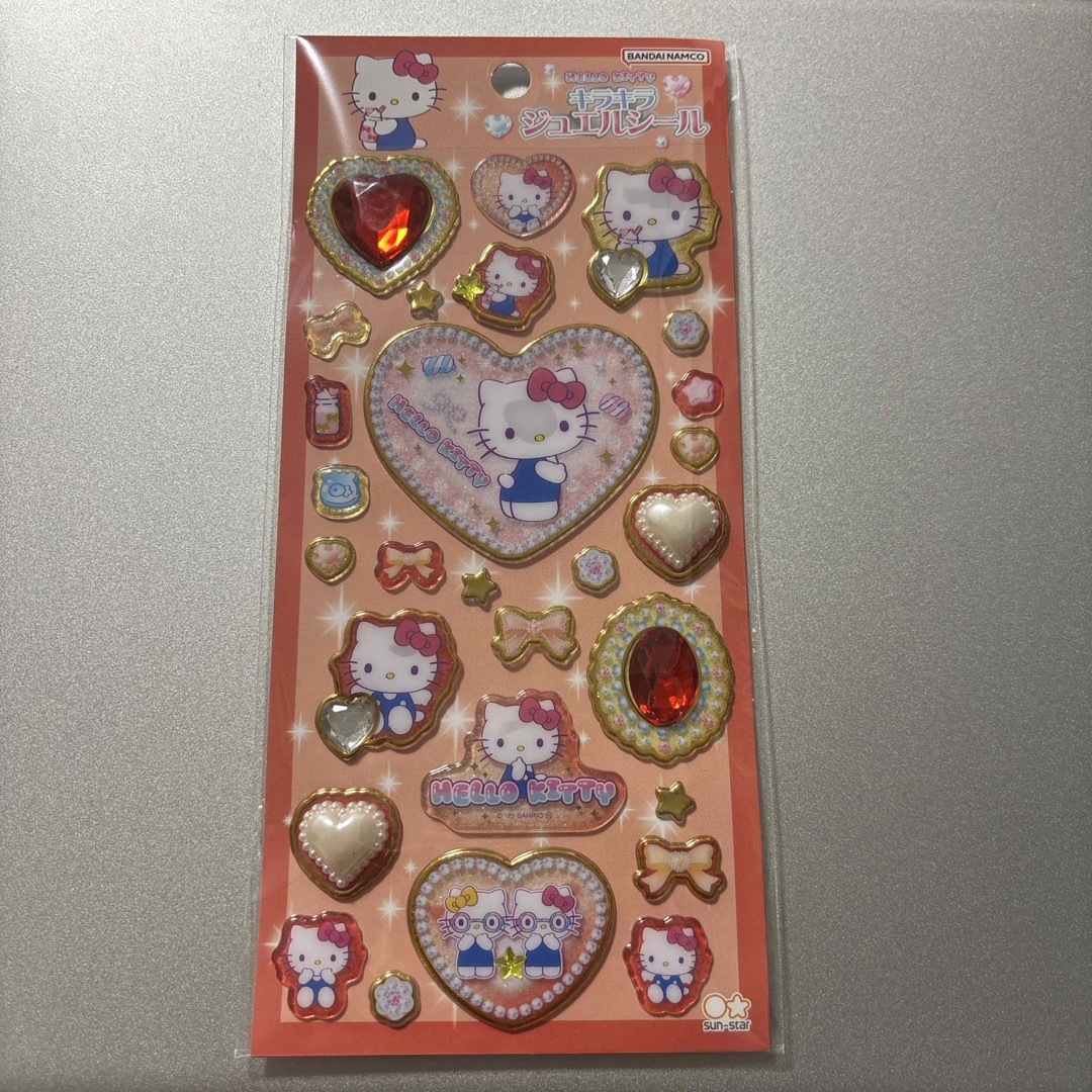 サンリオ(サンリオ)のハローキティ　キラキラジュエルシール ハンドメイドの文具/ステーショナリー(しおり/ステッカー)の商品写真
