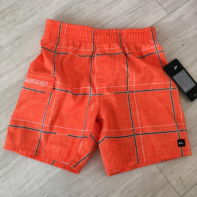 QUIKSILVER(クイックシルバー)のクイックシルバー 水着 男の子 キッズ/ベビー/マタニティのキッズ服男の子用(90cm~)(水着)の商品写真