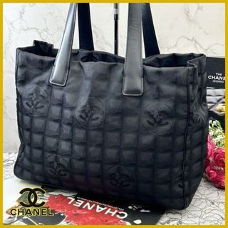 CHANEL - ★極美品★　CHANEL　シャネル　ニュートラベルライン トートバッグ　MM